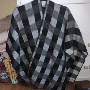 Gingham open poncho